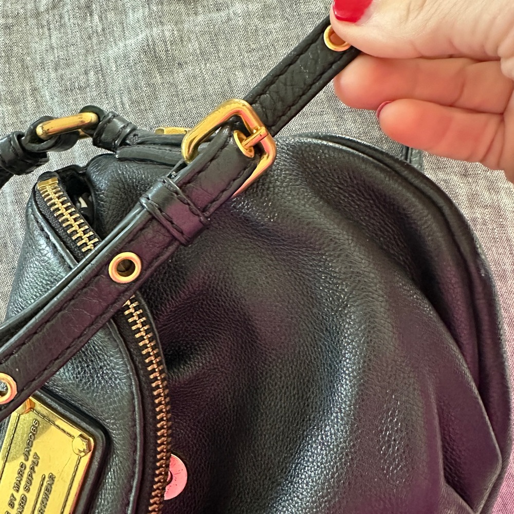 Marc Jacobs Black Leather Crossbody Bag - Picture 11 of 12